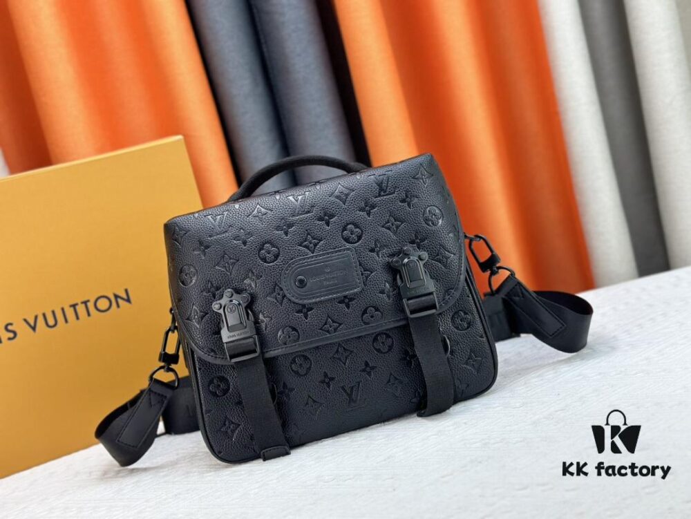 Original LV Trail Messenger Bag