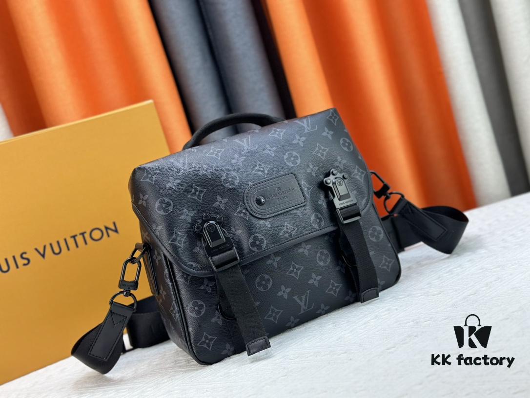 Authentic LV Trail Messenger Bag