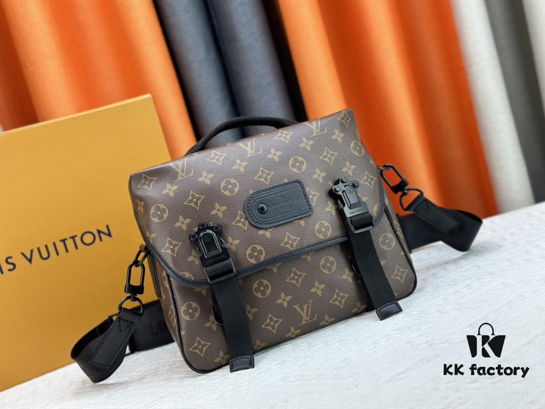 Authentic LV Trail Messenger Bag