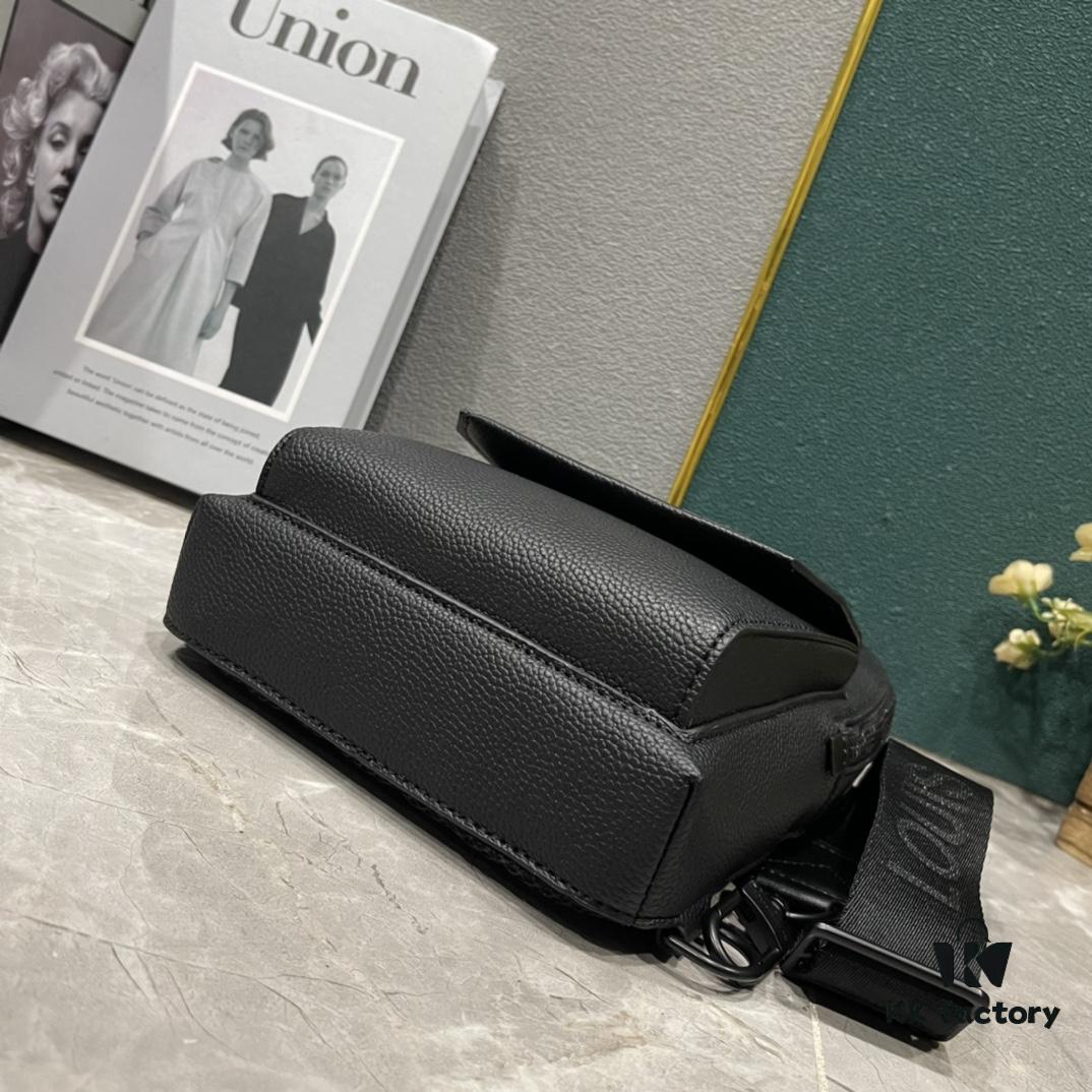 Upgraded M23736 M23765 Latest Pilot Shoulder Bag Inspired by Takeoff Backpack