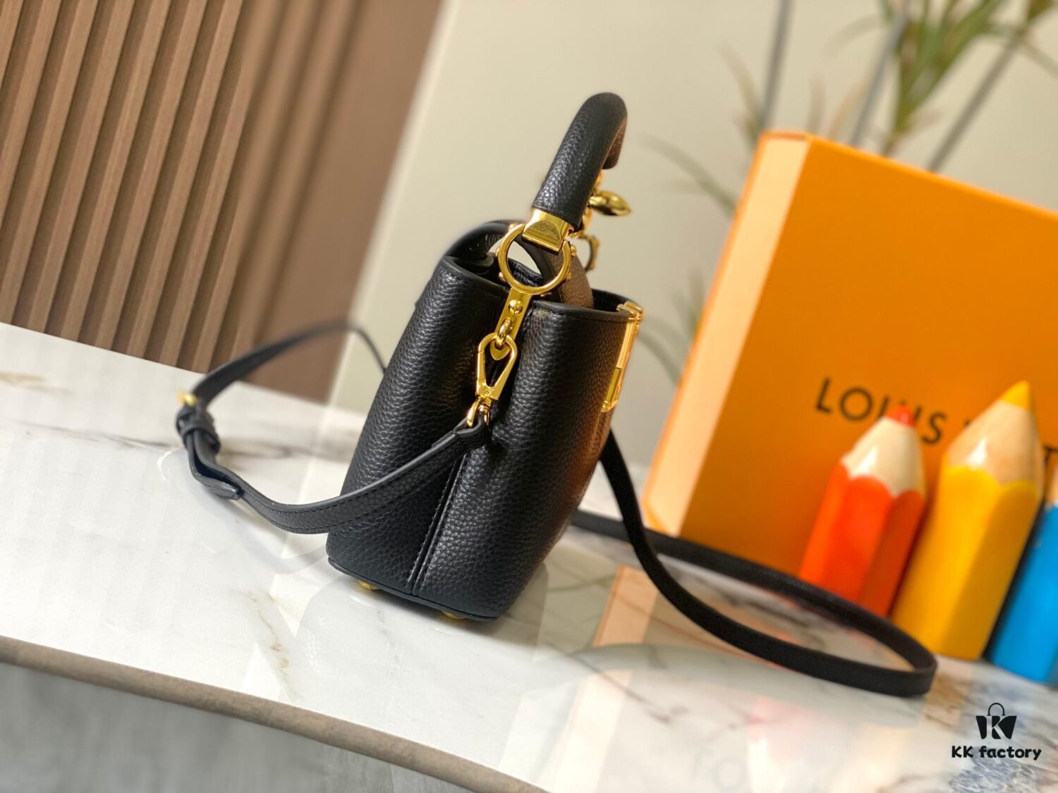 Upgraded M23943 Capucines Mini Bag