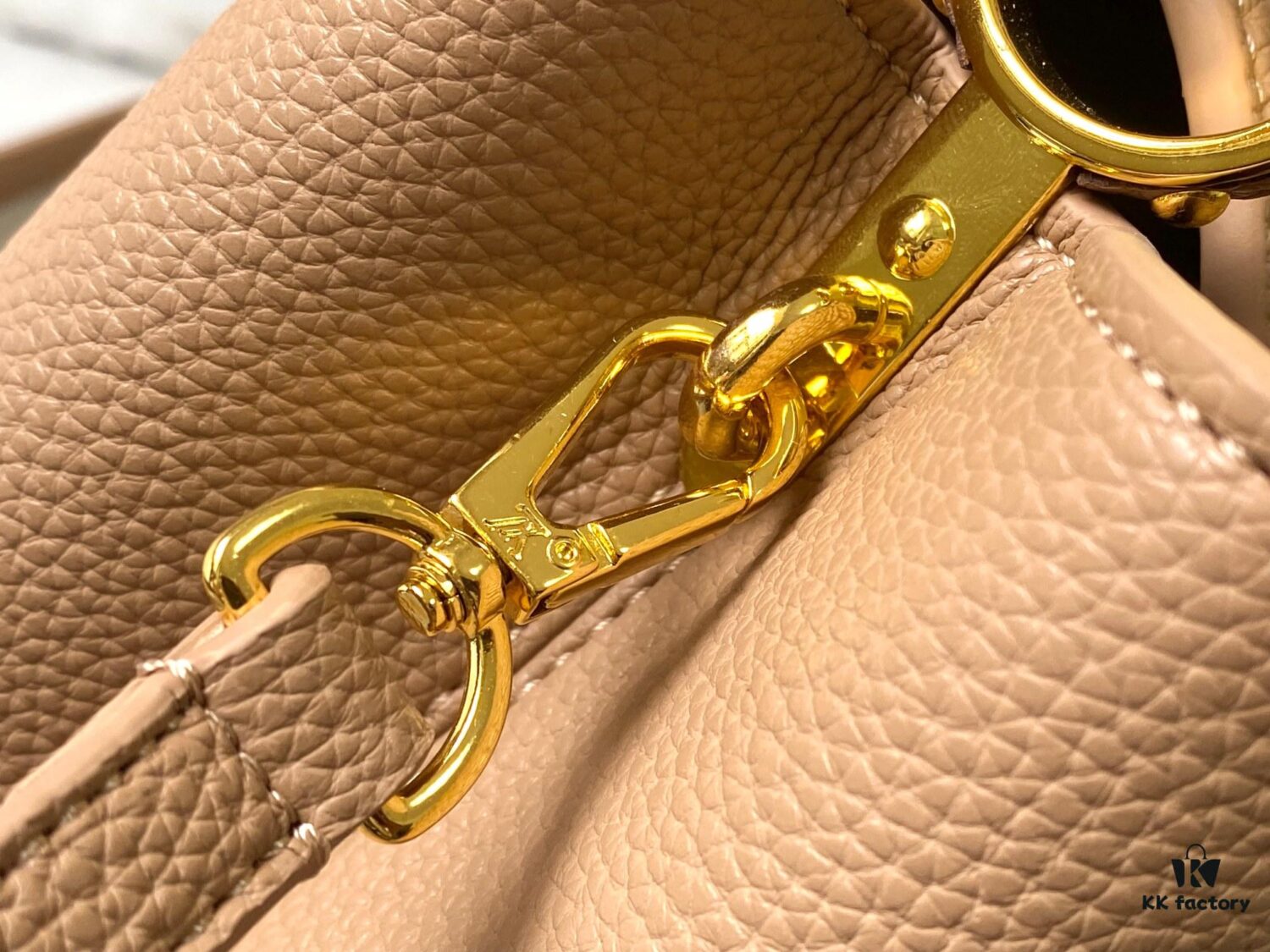 Upgraded M24698 Capucines BB Handbag