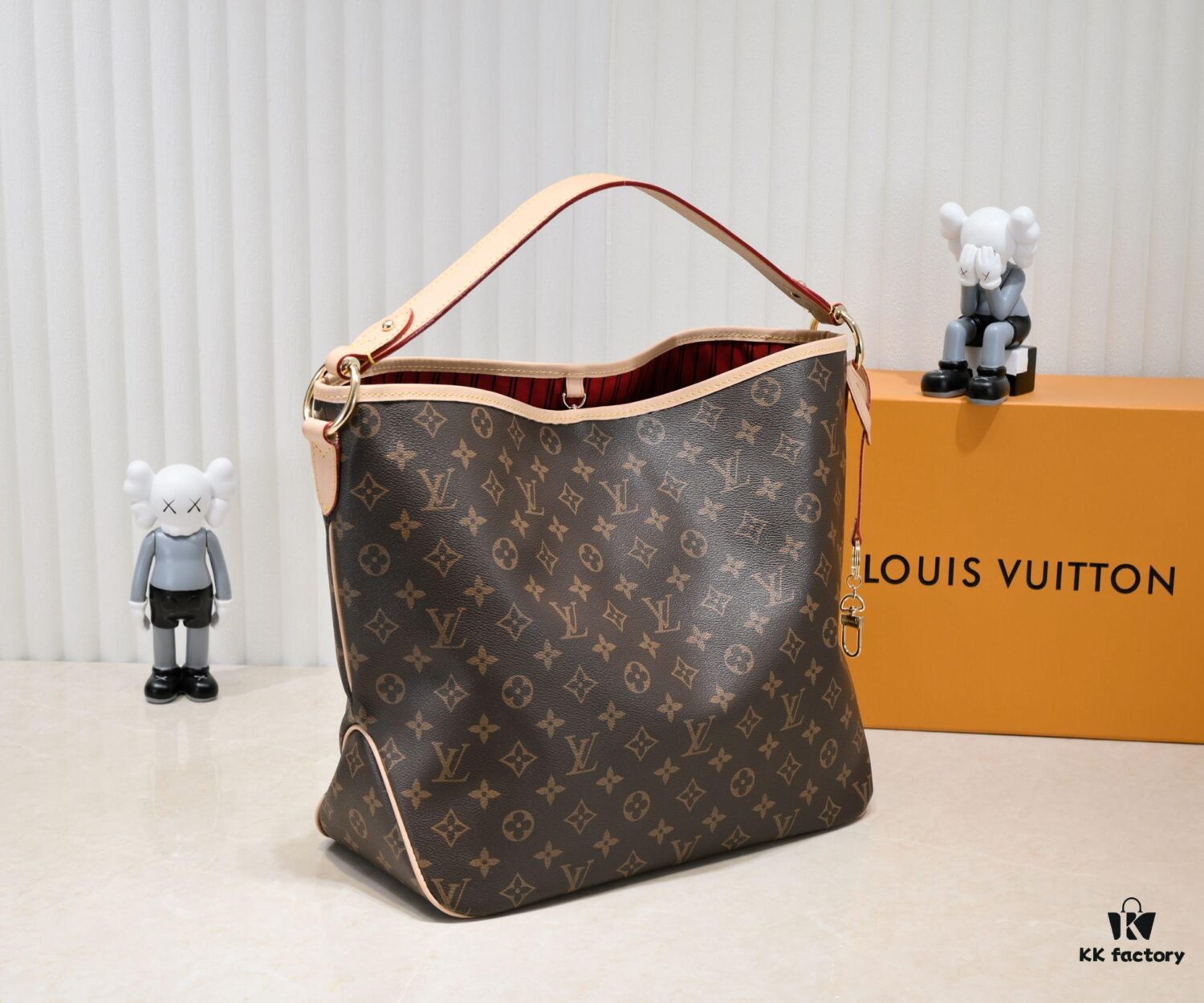 Wholesale Price, New Spring-Summer Style: The Calvi Bag in Damier Azur Canvas — Stylish and Spacious, Perfect for Both Office and Beach Getaways