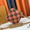 M40562 LV Square Bag Louis Vuitton 2024 Men's Spring-Summer Collection Advertising Special Edition