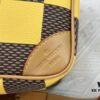 M40562 Lv Square Bag Louis Vuitton 2024 Men's Spring-Summer Collection Campaign
