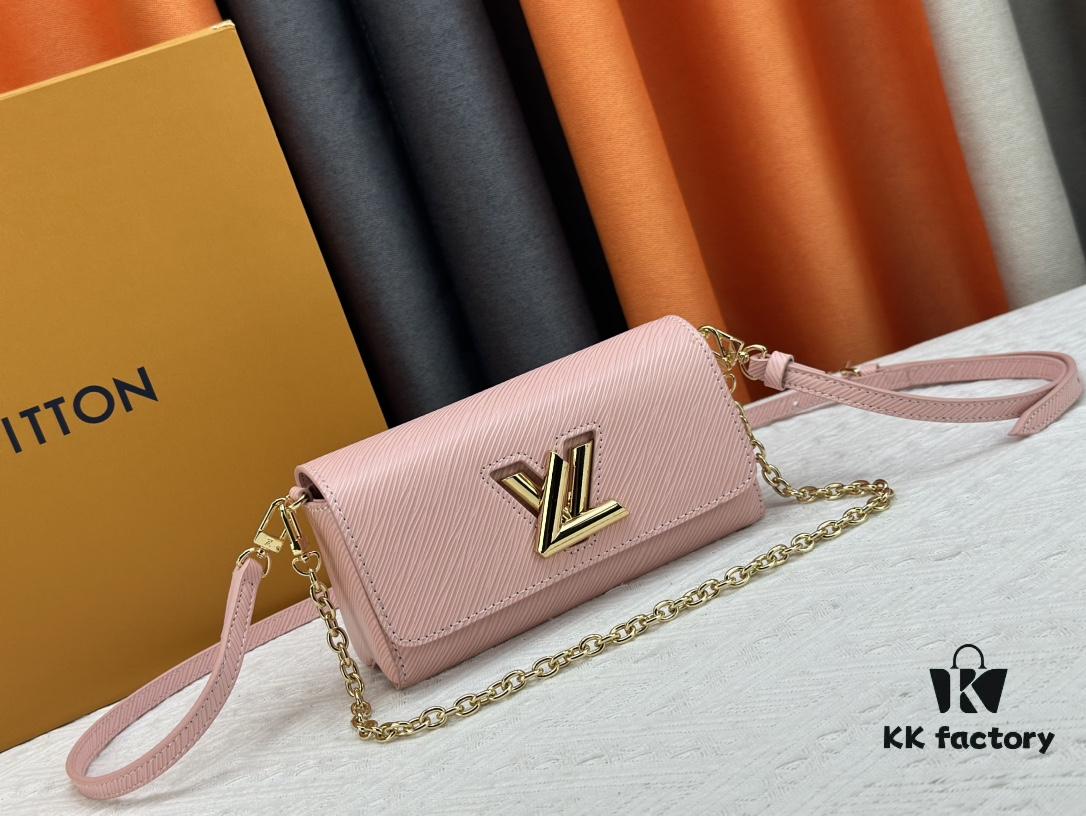 Authentic Quality [Rose] Model No. 50397/24566/24548/24550/24549 This Twist West handbag features an elongated silhouette, reinterpreting the classic design with a contemporary coolness for the new season. Dyed in modern hues, the Epi leather highlights the bag’s sophisticated character, while the iconic LV Twist lock emphasizes brand identity. Equipped with a detachable strap and chain, it offers versatile ways to carry daily essentials.