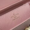 Authentic Quality [Rose] Model No. 50397/24566/24548/24550/24549 This Twist West handbag features an elongated silhouette, reinterpreting the classic design with a contemporary coolness for the new season. Dyed in modern hues, the Epi leather highlights the bag’s sophisticated character, while the iconic LV Twist lock emphasizes brand identity. Equipped with a detachable strap and chain, it offers versatile ways to carry daily essentials.