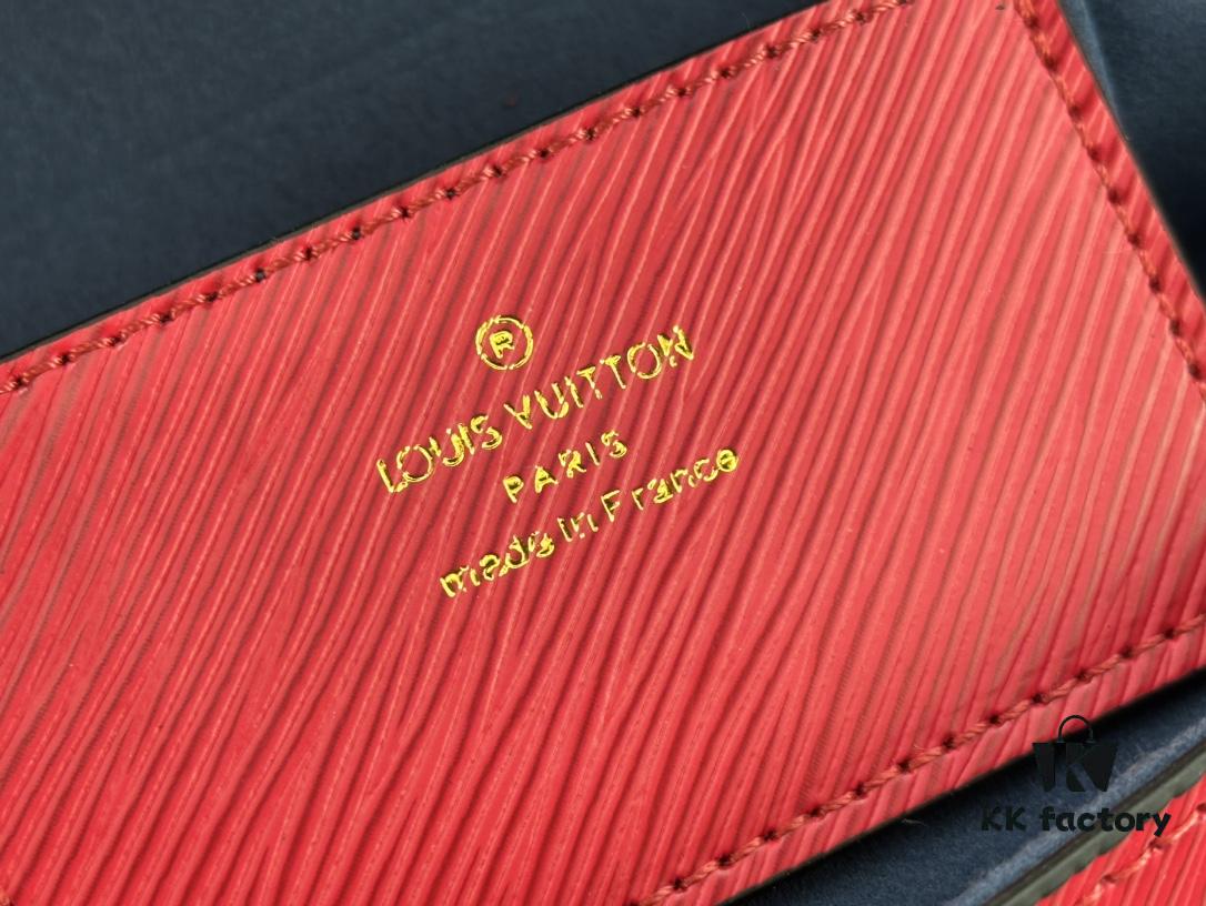 Exclusive Background LV's Hottest New Twist Denim Medium Handbag, Same Style as Fan Bingbing, Model Numbers 50273, 50272