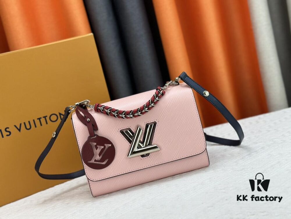 LV's Latest and Hottest Twist Denim Medium Bag Shipped – Model Worn by Fan Bingbing, New Model TWIST 50273, 50272