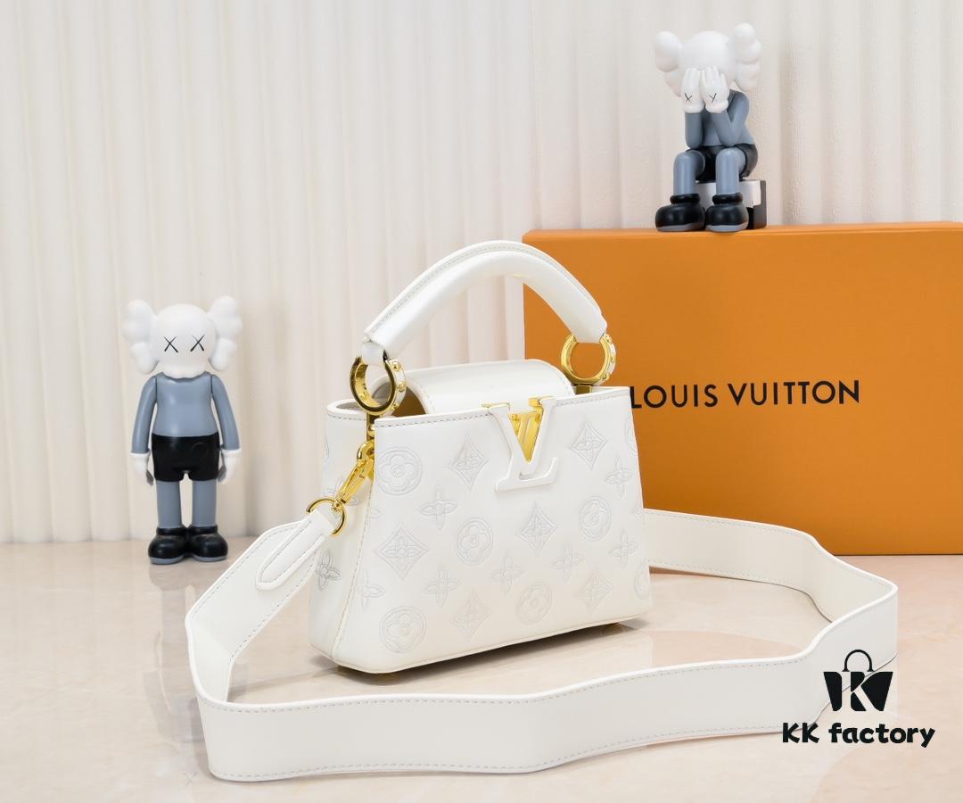 Upgraded M20741 Burberry Stitch Embroidered Gold Button