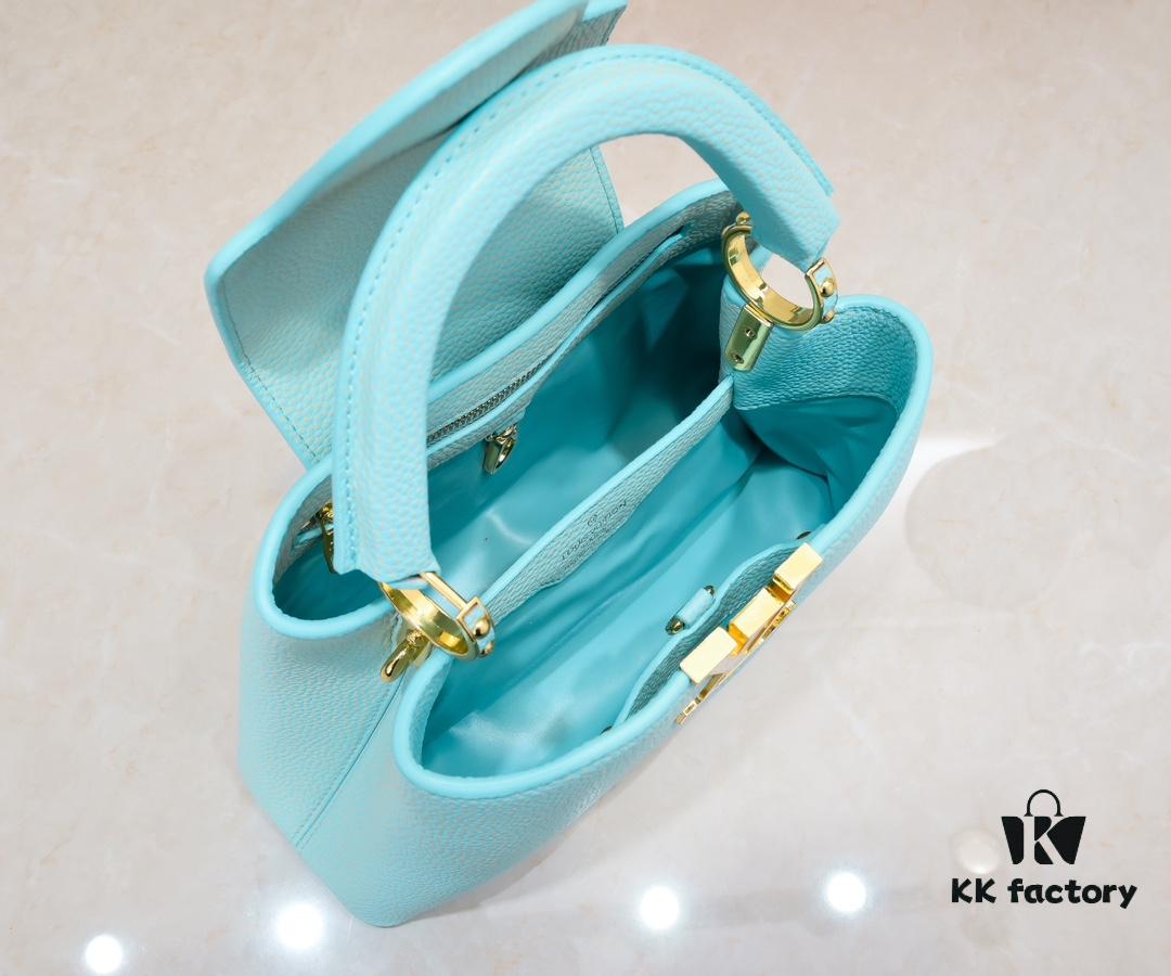 Upgraded M59868 Stellar Pearl Green Shell Button Capucines BB Handbag