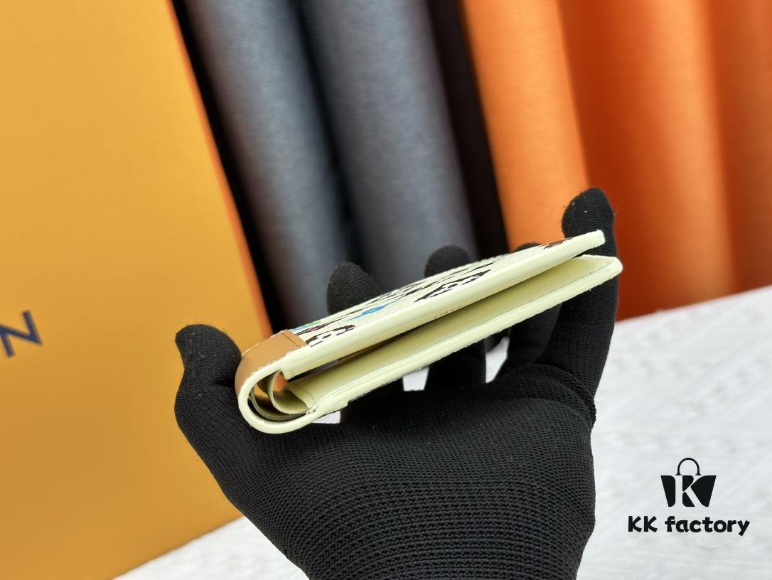 M83334 Beige and Multicolor Multiple Wallet