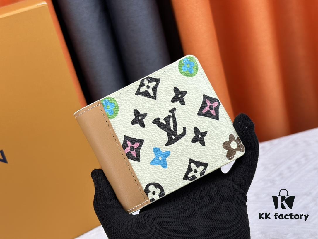 M83334 Beige and Multicolor Multiple Wallet