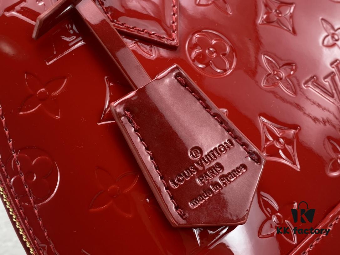 Authentic Exclusive Real Photo Background! M54395, M54785, 54786 This avant-garde and modern Tote Miroir shell bag crafted from smooth patent calf leather. Featuring an oversized LV monogram, bold silhouette lines, unique design pairing, and equipped with a detachable new-style shoulder strap! Size: Large 32.0×25.0×16.0cm, Small 25×17.5×11.5cm