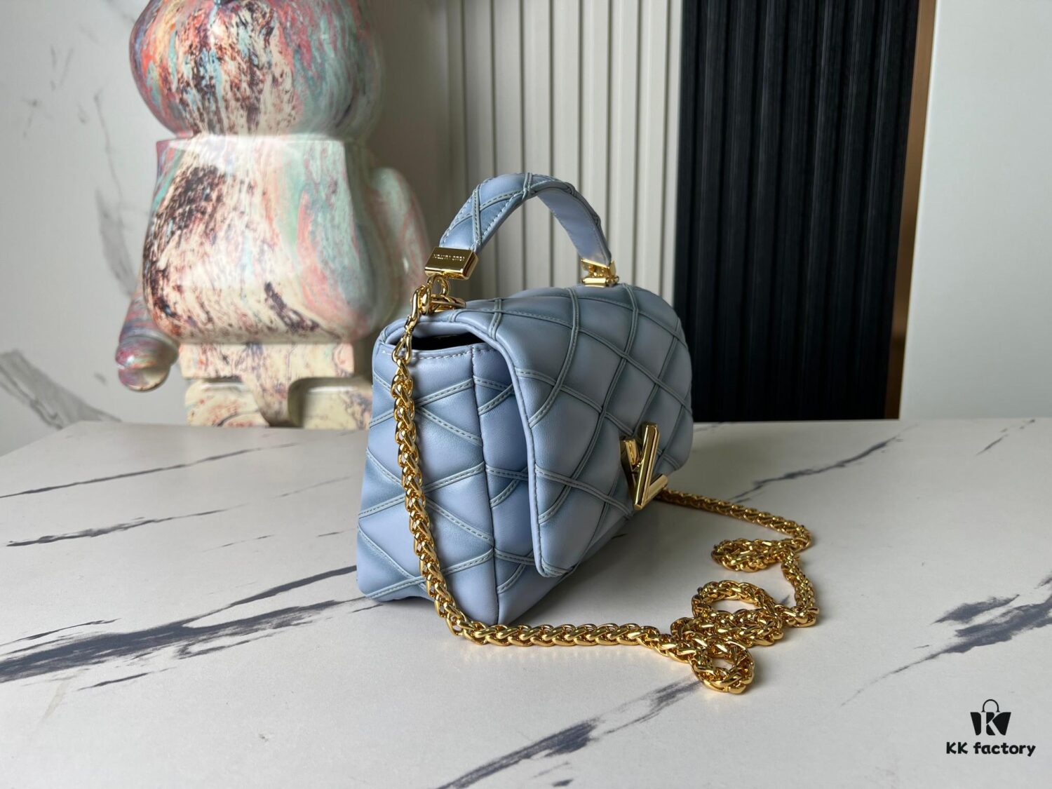 Top-tier Original Order Exclusive Real-shot M24186 M22891 Light Blue Full Leather Quilted Chain Bag Series GO-14 Teist Medium Handbag M22890