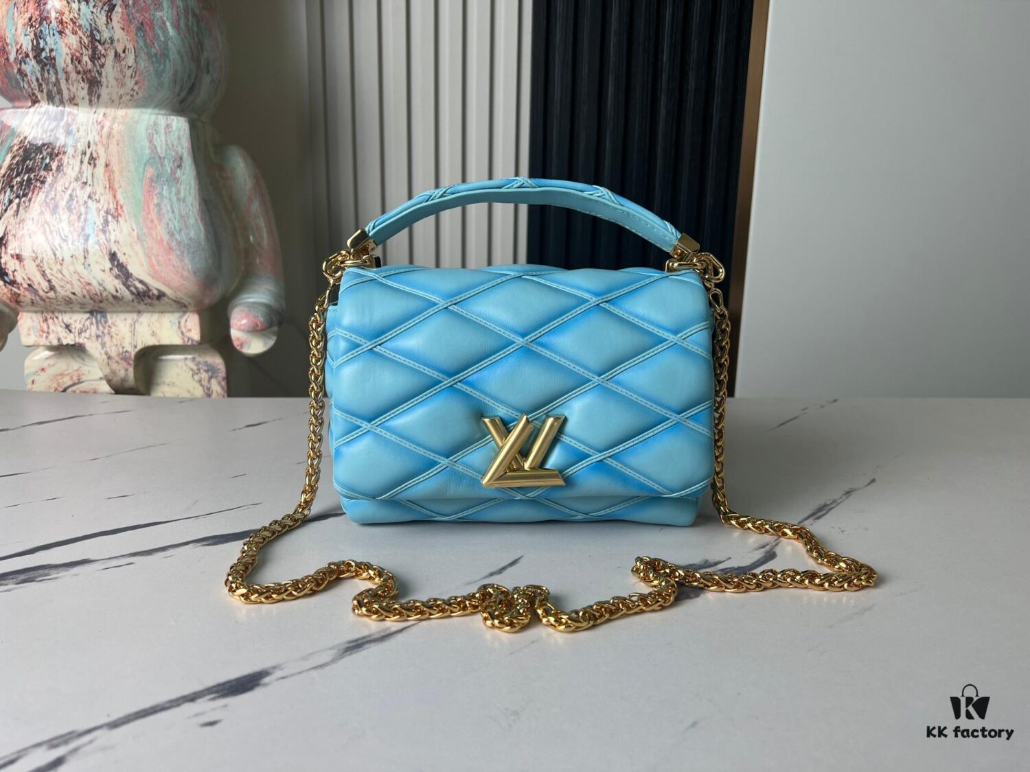 Top-tier Original Design Exclusive Real-shot M24165 M22891 Aqua Blue Full Leather Quilted Chain Bag Series GO-14 Teist Medium Handbag M22890