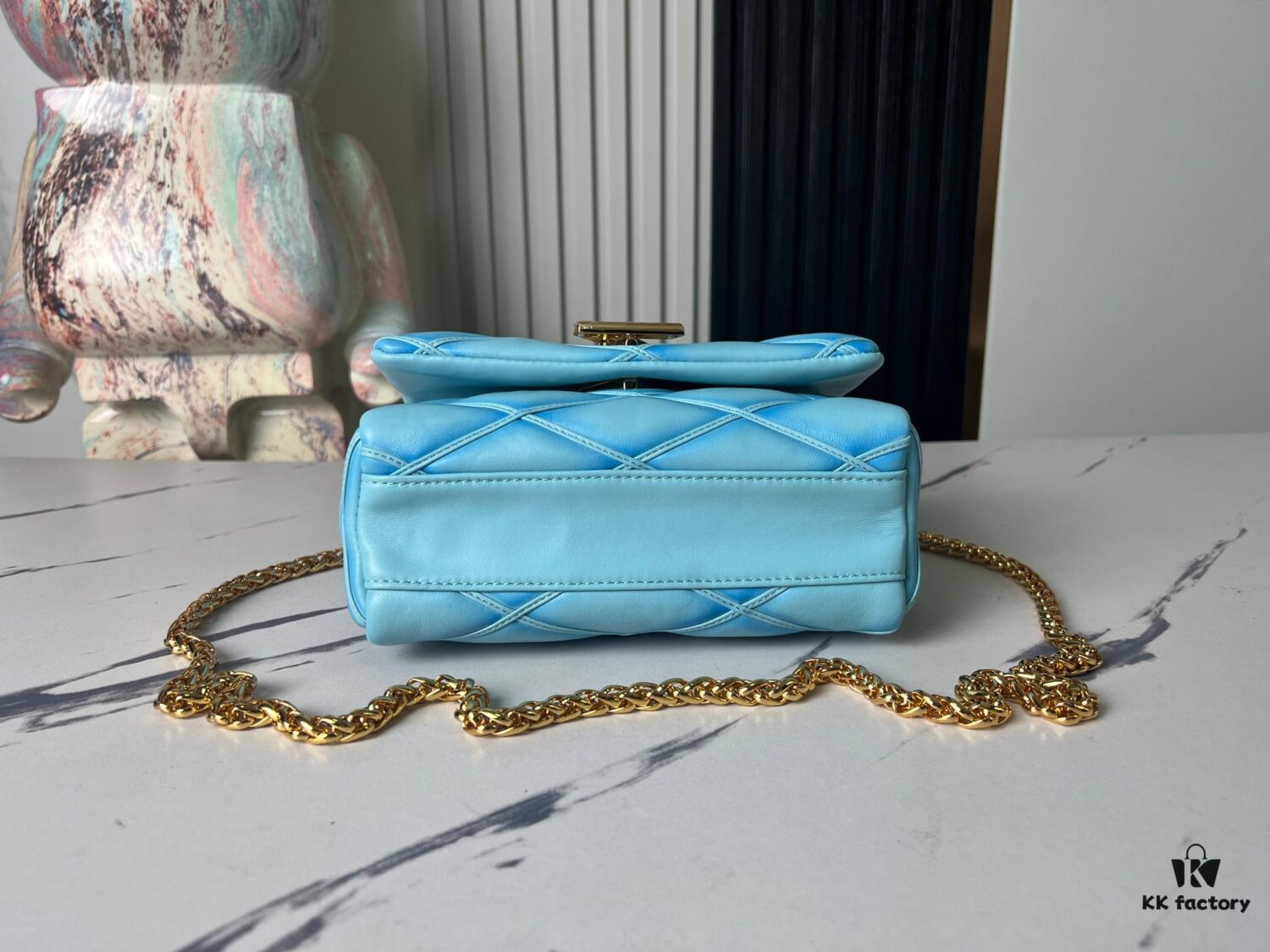 Top-tier Original Design Exclusive Real-shot M24165 M22891 Aqua Blue Full Leather Quilted Chain Bag Series GO-14 Teist Medium Handbag M22890