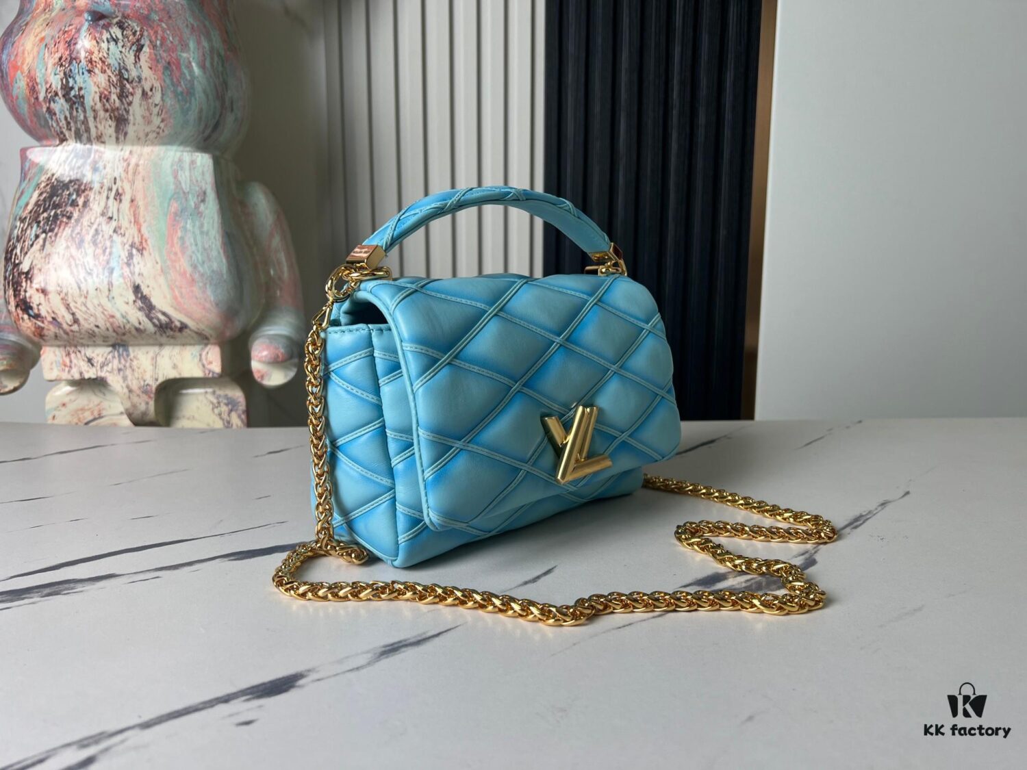 Top-tier Original Design Exclusive Real-shot M24165 M22891 Aqua Blue Full Leather Quilted Chain Bag Series GO-14 Teist Medium Handbag M22890