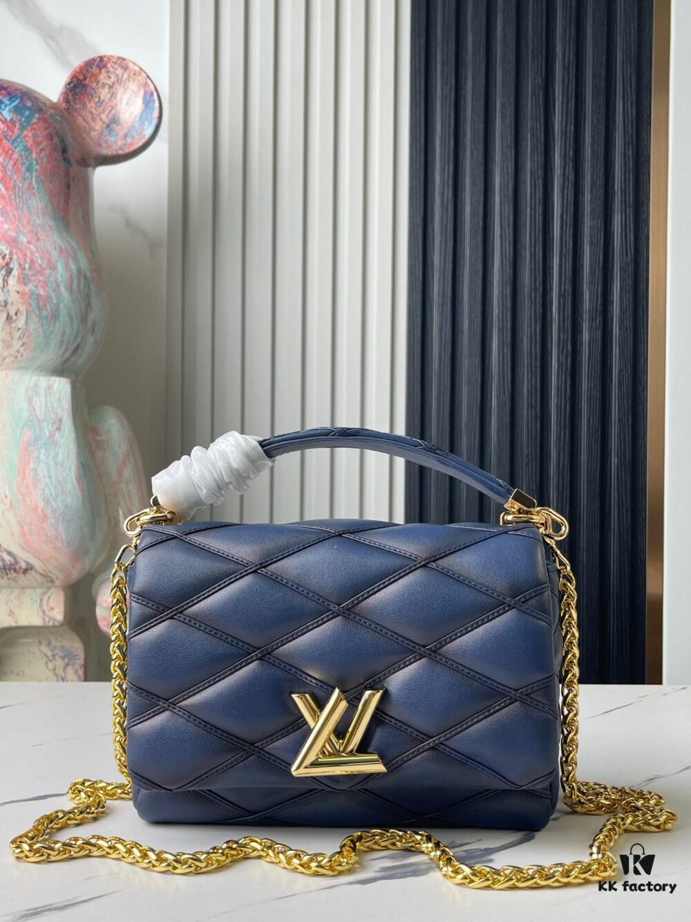 Top Quality Original Order Exclusive Real Shot M23682 M22891 Dark Blue Full Leather Quilted Chain Bag Series GO-14 Teist Medium Handbag M22890