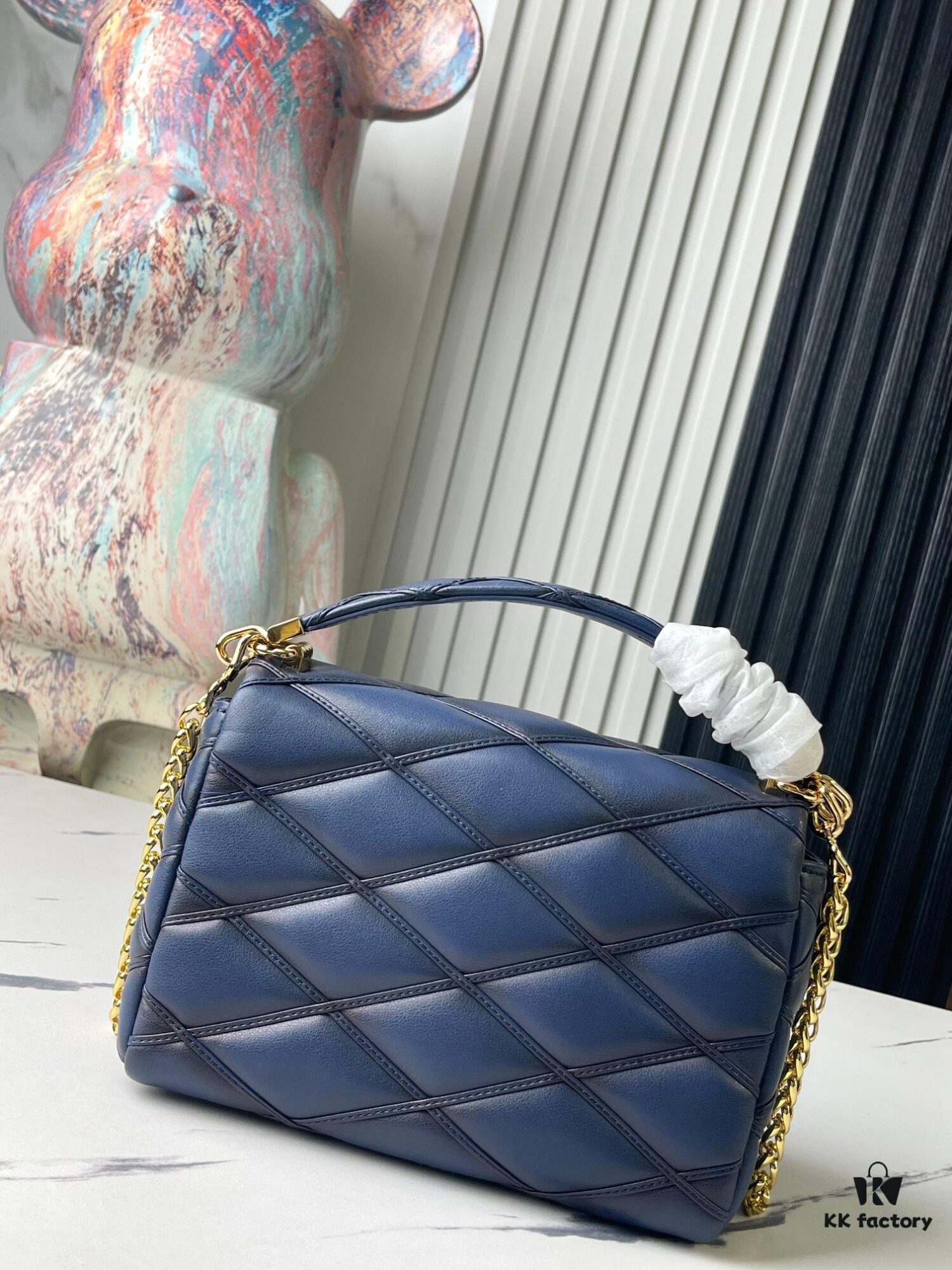 693087226e68136f4d9a86a5 Top Quality Original Order Exclusive Real Shot M23682 M22891 Dark Blue Full Leather Quilted Chain Bag Series GO-14 Teist Medium Handbag M22890