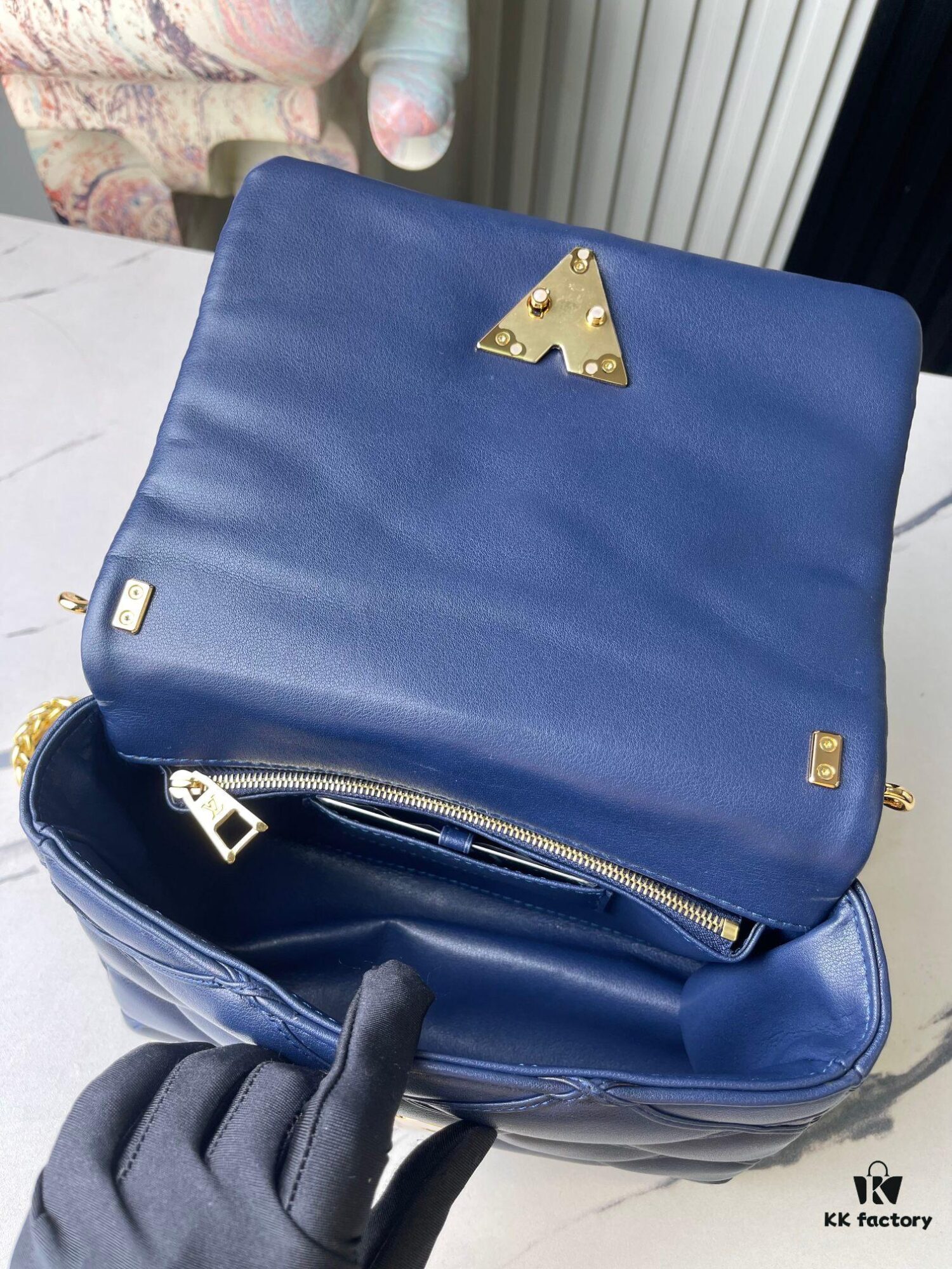 693087256e68136f4d9a86a8 Top Quality Original Order Exclusive Real Shot M23682 M22891 Dark Blue Full Leather Quilted Chain Bag Series GO-14 Teist Medium Handbag M22890