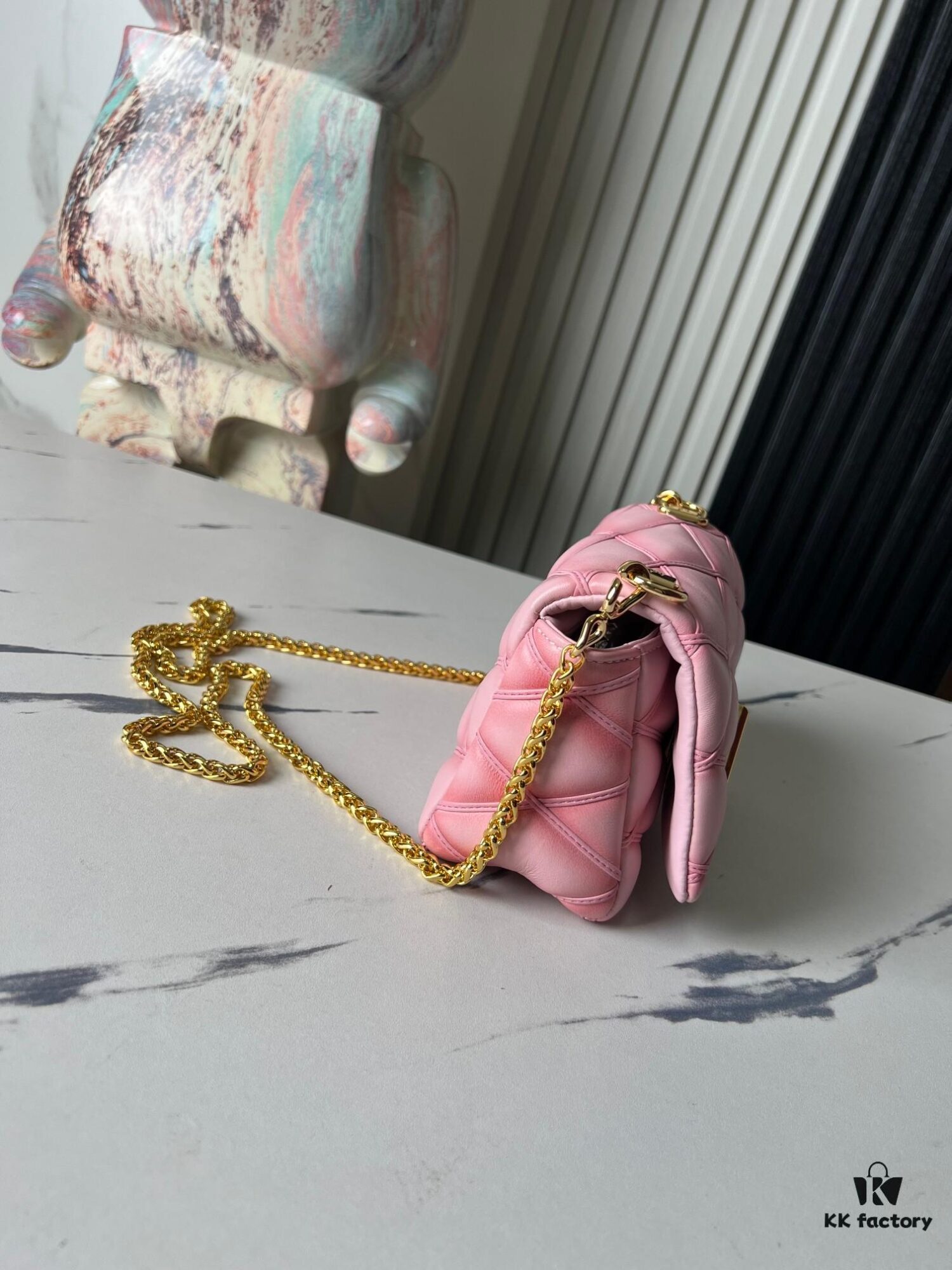 M23625 Pink Full-Leather Chain Bag Series PICO GO-14 Handbag