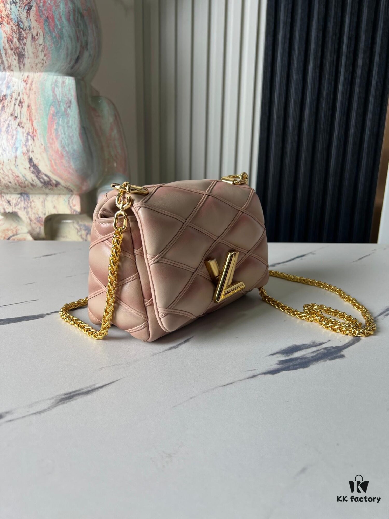 Pico GO-14 Handbag in M82752 Beige and M23625 Full-Leather Chain Series