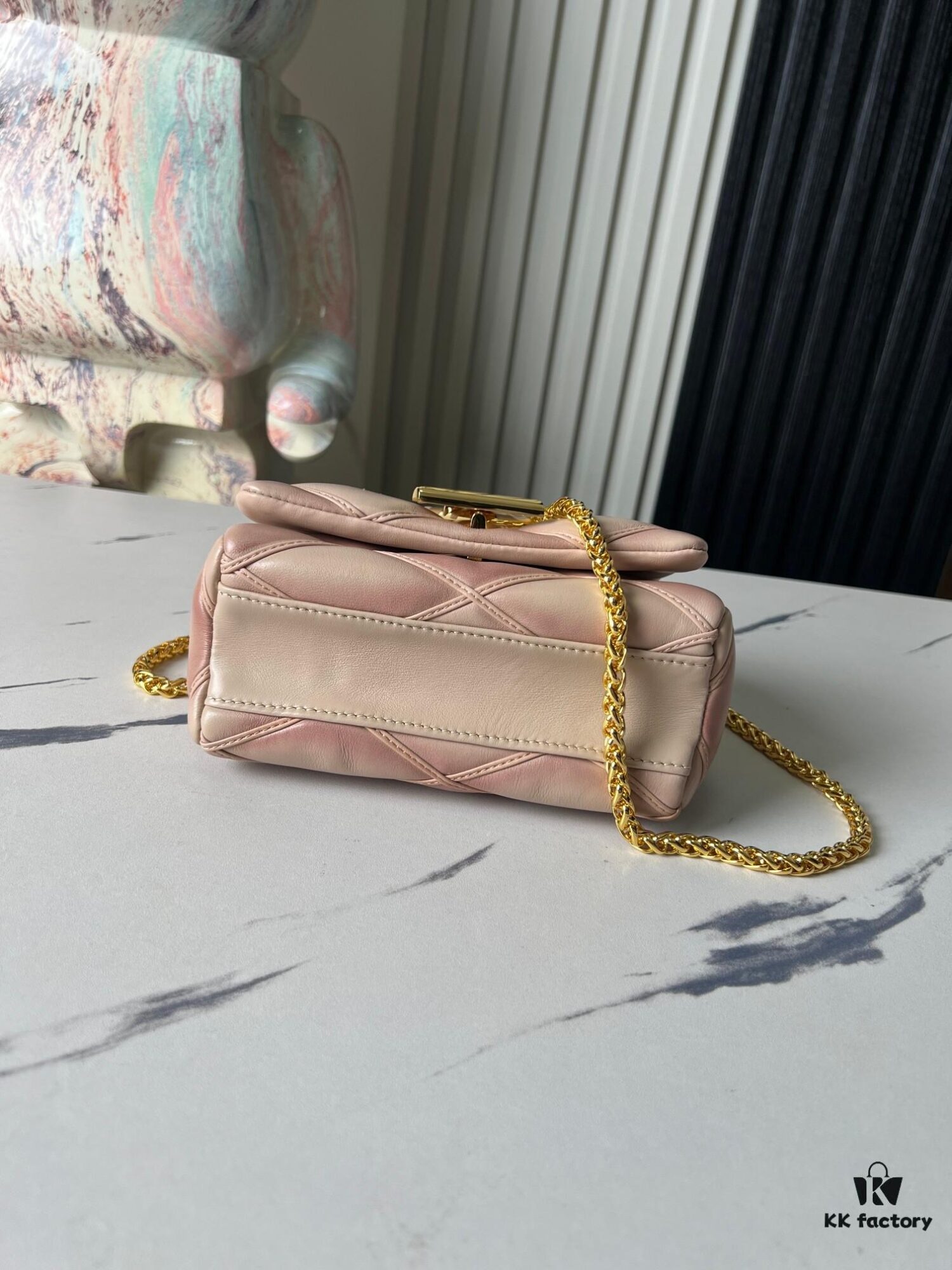 Pico GO-14 Handbag in M82752 Beige and M23625 Full-Leather Chain Series