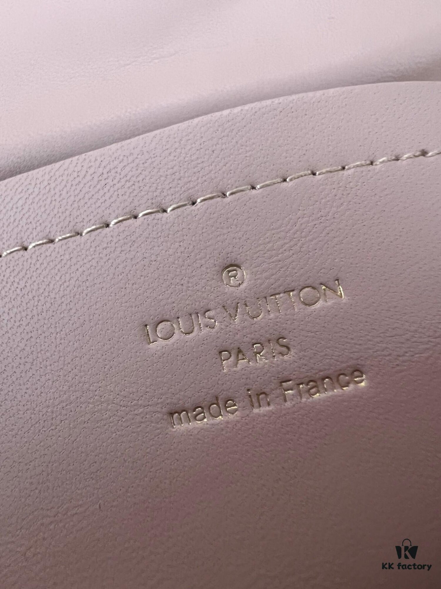 Pico GO-14 Handbag in M82752 Beige and M23625 Full-Leather Chain Series