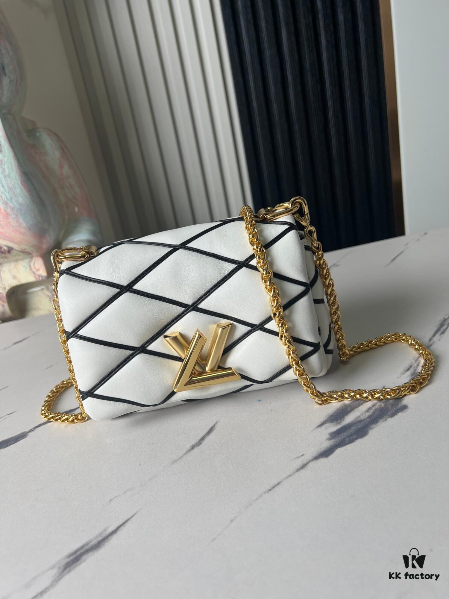 Top-tier Original Order Exclusive Real Photos M23762 White M23625 M82752 Full Leather Chain Bag Series PICO GO-14 Handbag