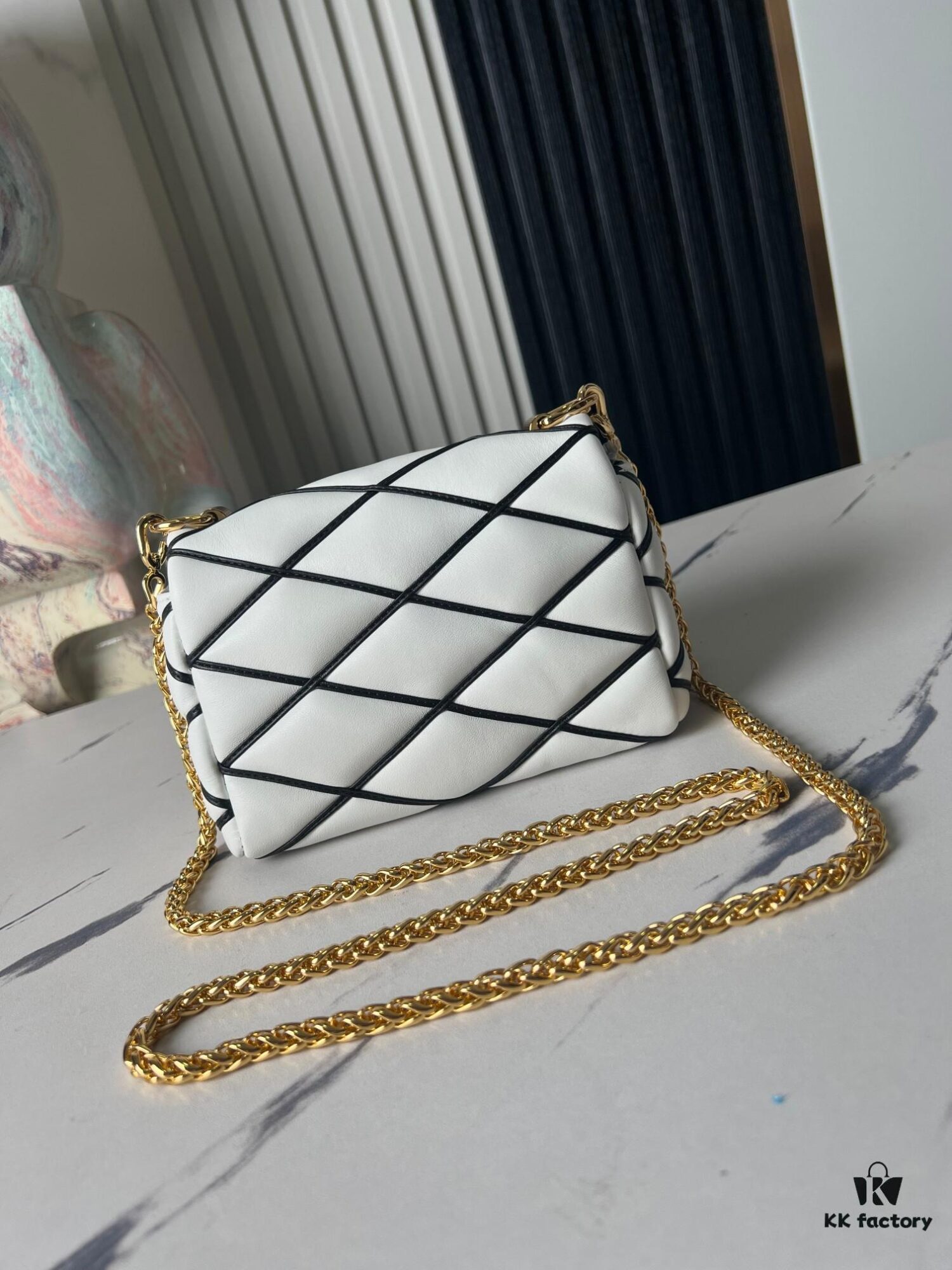 Top-tier Original Order Exclusive Real Photos M23762 White M23625 M82752 Full Leather Chain Bag Series PICO GO-14 Handbag