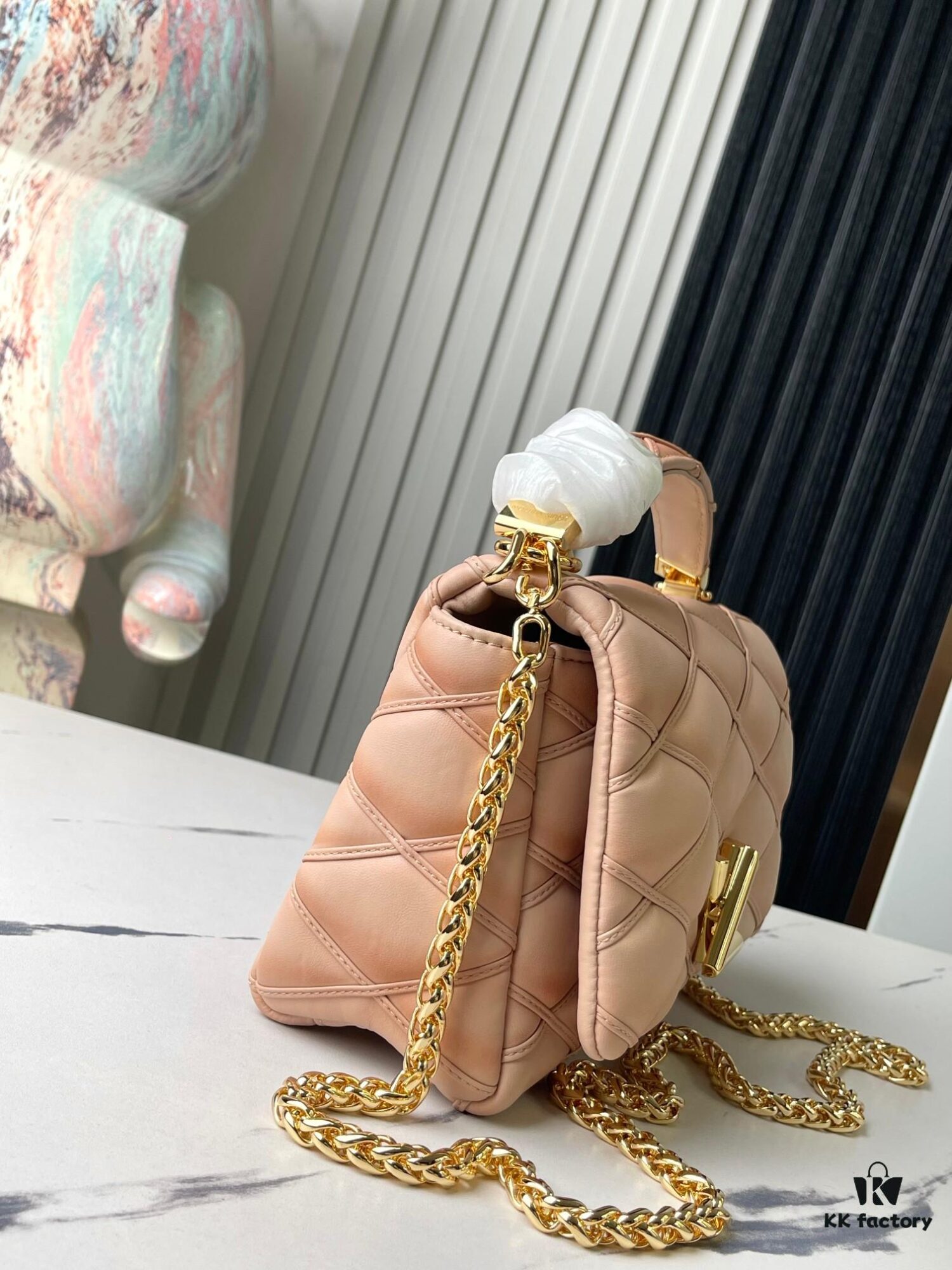 Top-Quality Original Order Exclusive Real Shot M24465 M22891 Beige Full Leather Quilted Chain Bag Series GO-14 Teist Medium Handbag M22890
