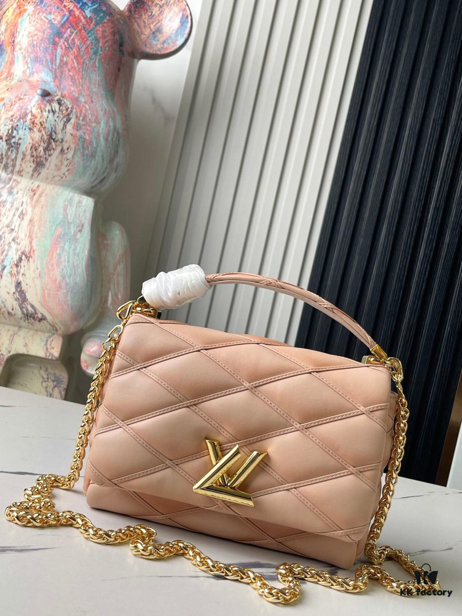 Top-Quality Original Order Exclusive Real Shot M24465 M22891 Beige Full Leather Quilted Chain Bag Series GO-14 Teist Medium Handbag M22890