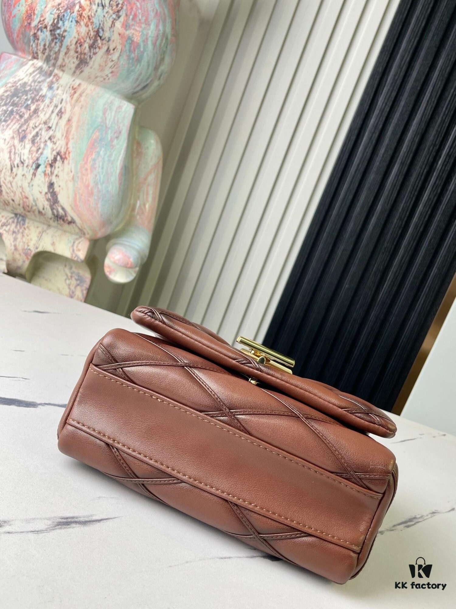 GO-14 Medium Caramel-Colored Bag M22890 from the Full-Grain Quilted Chain Bag Series