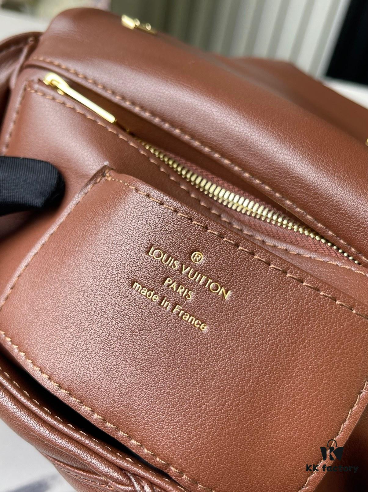 GO-14 Medium Caramel-Colored Bag M22890 from the Full-Grain Quilted Chain Bag Series