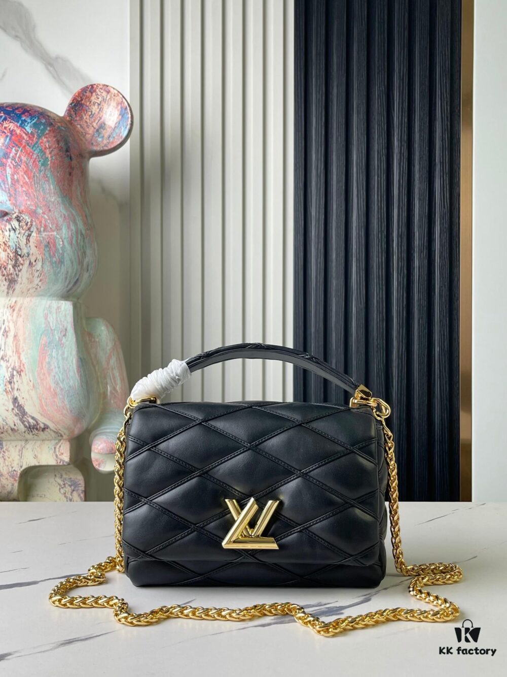 Top-tier Original Order Exclusive Real Shot M22891 Black Full Leather Quilted Chain Bag Series GO-14 Teist Medium Handbag M22890