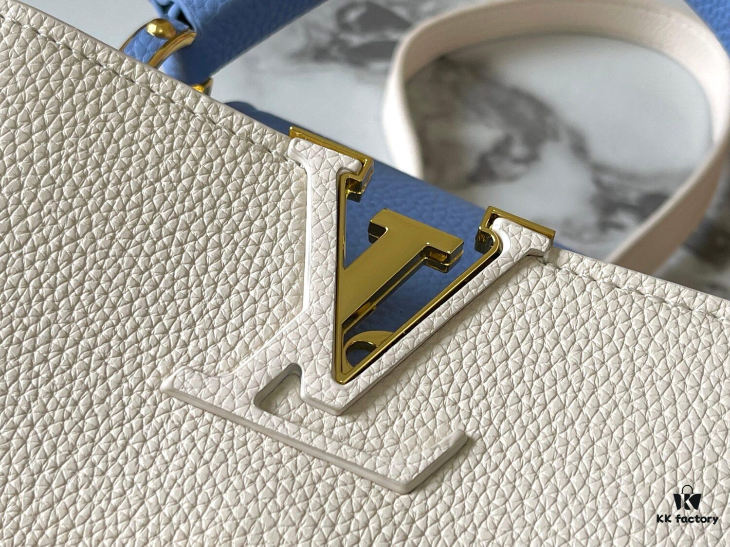 Upgraded M23951 White Capucines MM