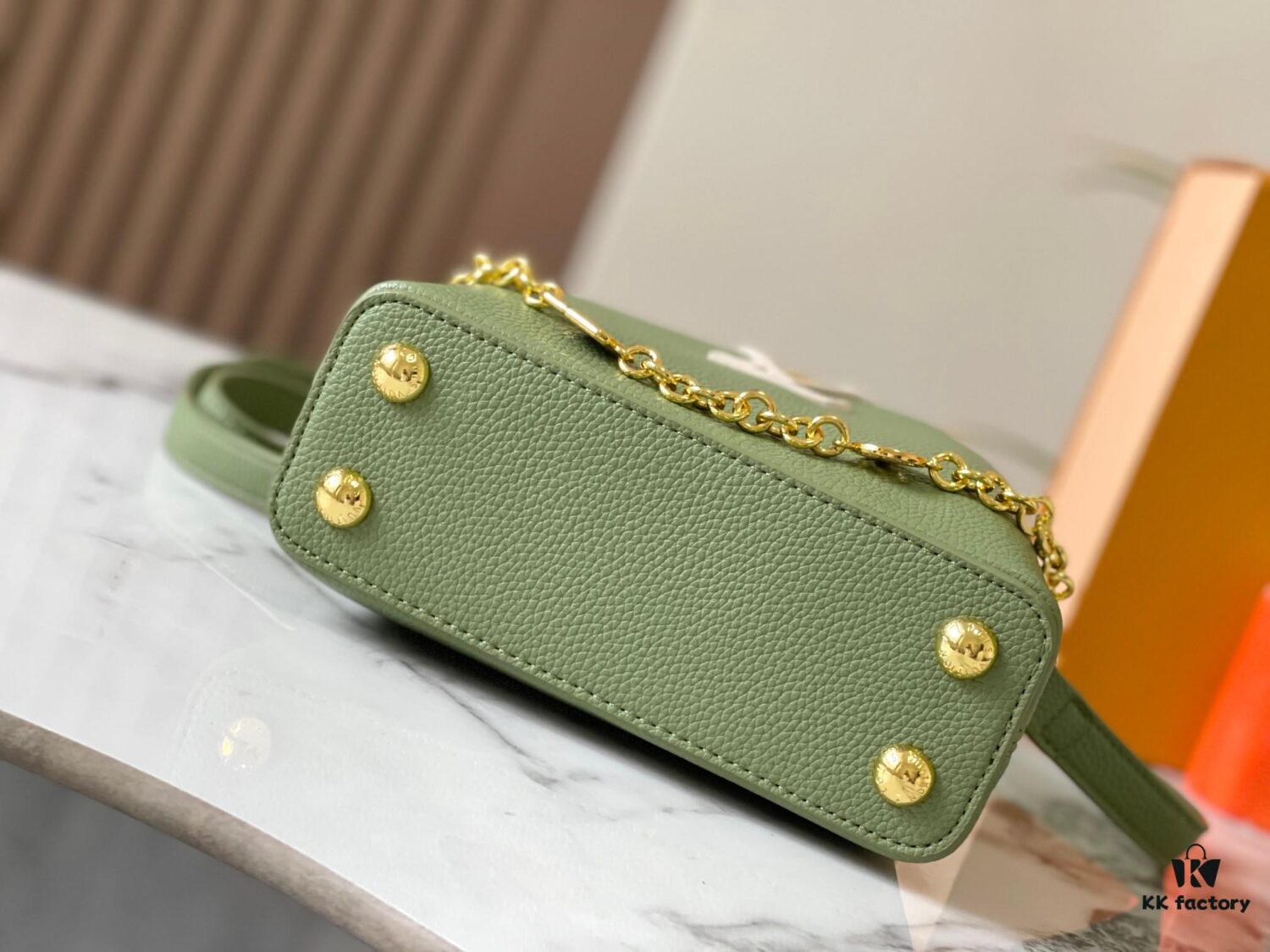 Upgraded M23950 Green Mini Capucines Handbag with Lovelock Chain