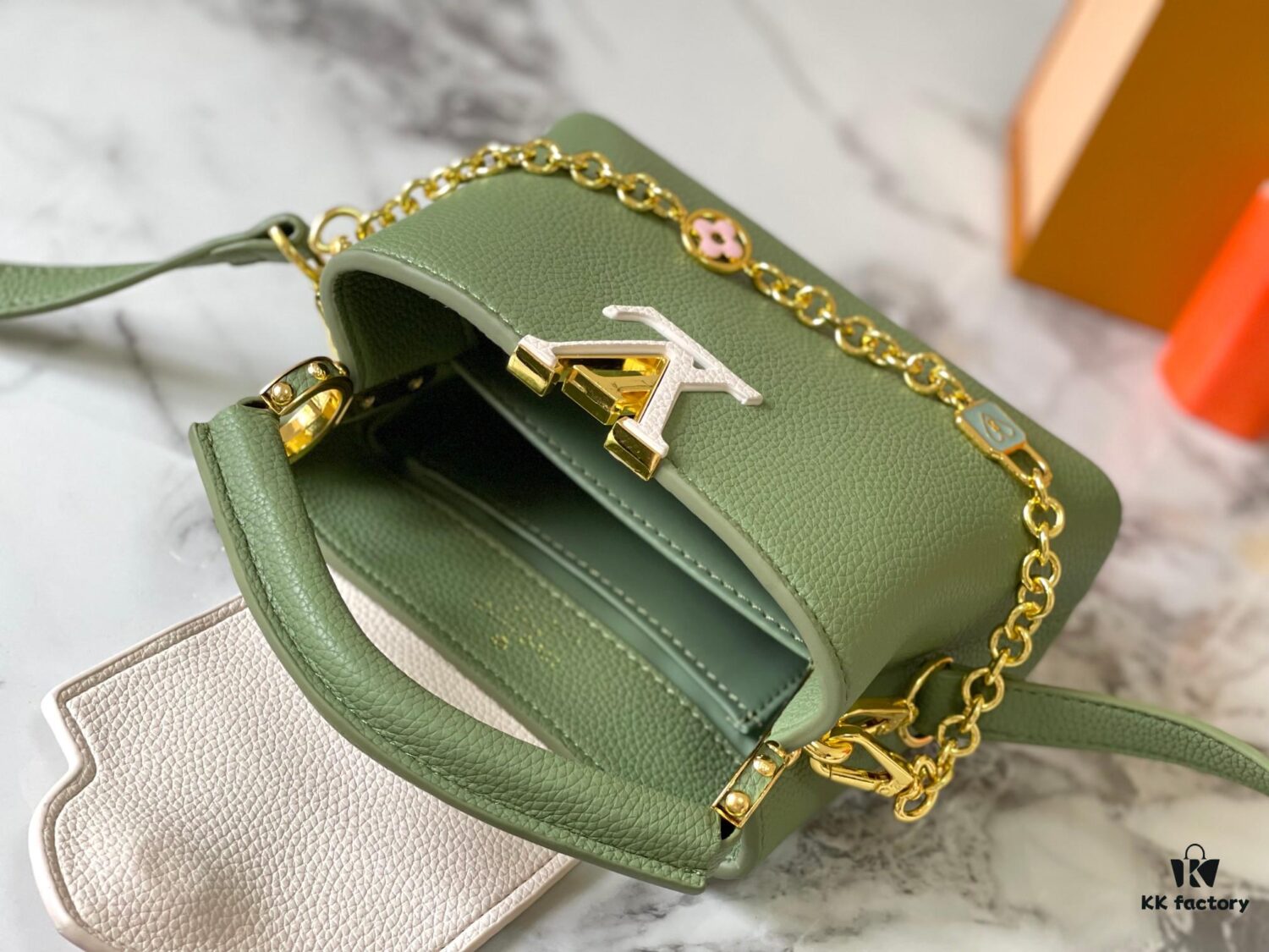 Upgraded M23950 Green Mini Capucines Handbag with Lovelock Chain