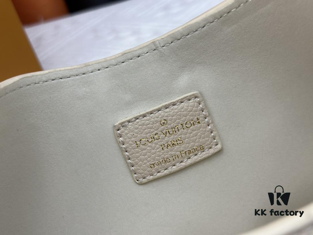 Official Latest Model M24611 M24885 M24990 Nautical Bag Fashionable Shoulder Bag