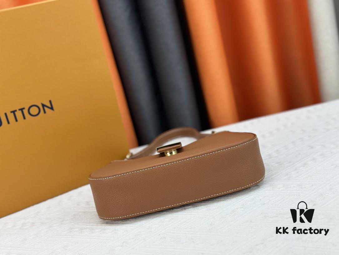 Official Latest Model M24611 M24885 M24990 Nautical Bag Stylish Shoulder Bag