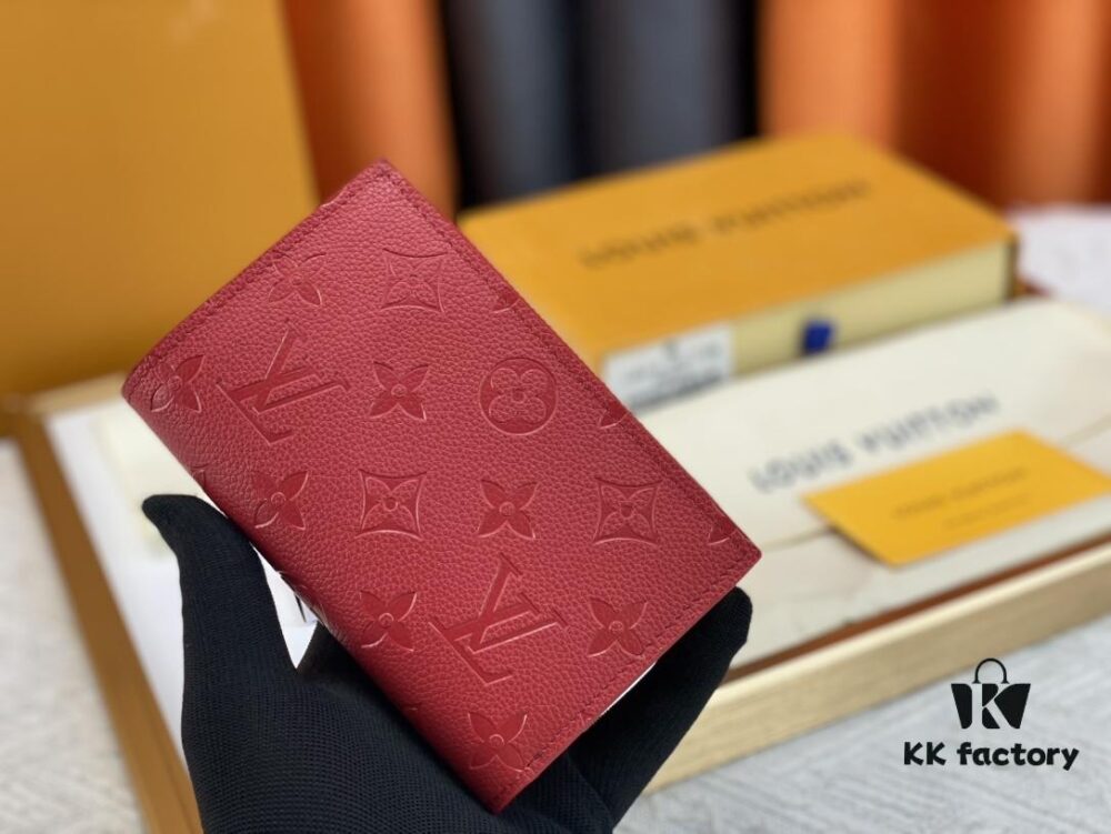 M60235 Embossed Pattern 🎀 Color Black Red 🎀 Size 13.5*9.5*3.5