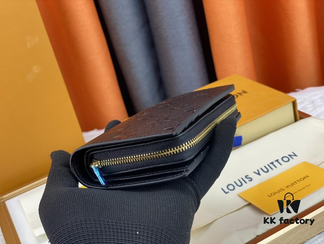 M60235 Embossed Pattern 🎀 Color Black Red 🎀 Size 13.5*9.5*3.5