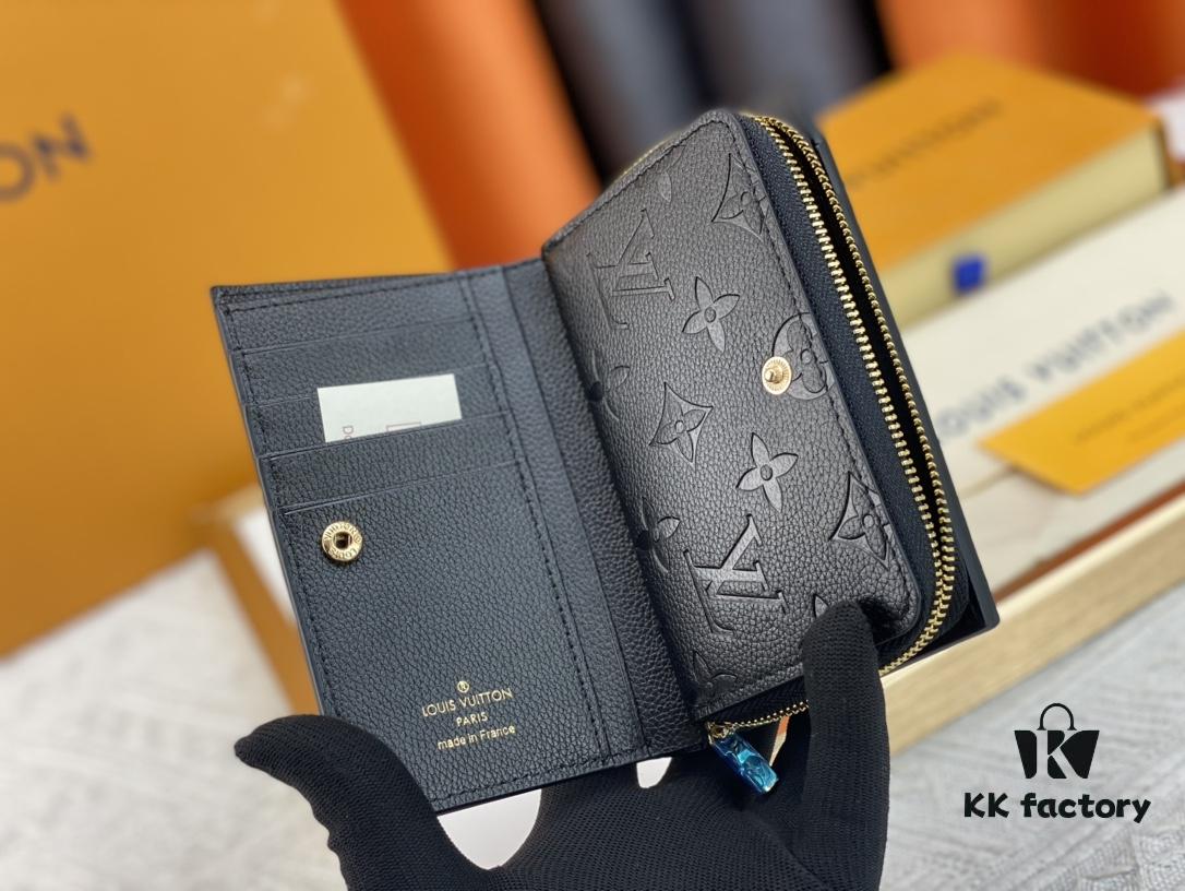 M60235 Embossed Pattern 🎀 Color Black Red 🎀 Size 13.5*9.5*3.5