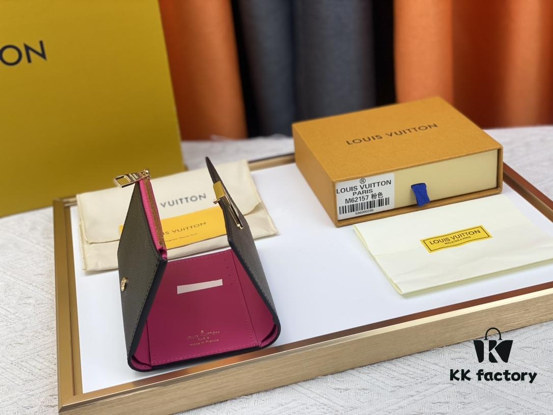 M62157/62158 Soft Leather Wallet Inspired by Iconic Design Lines