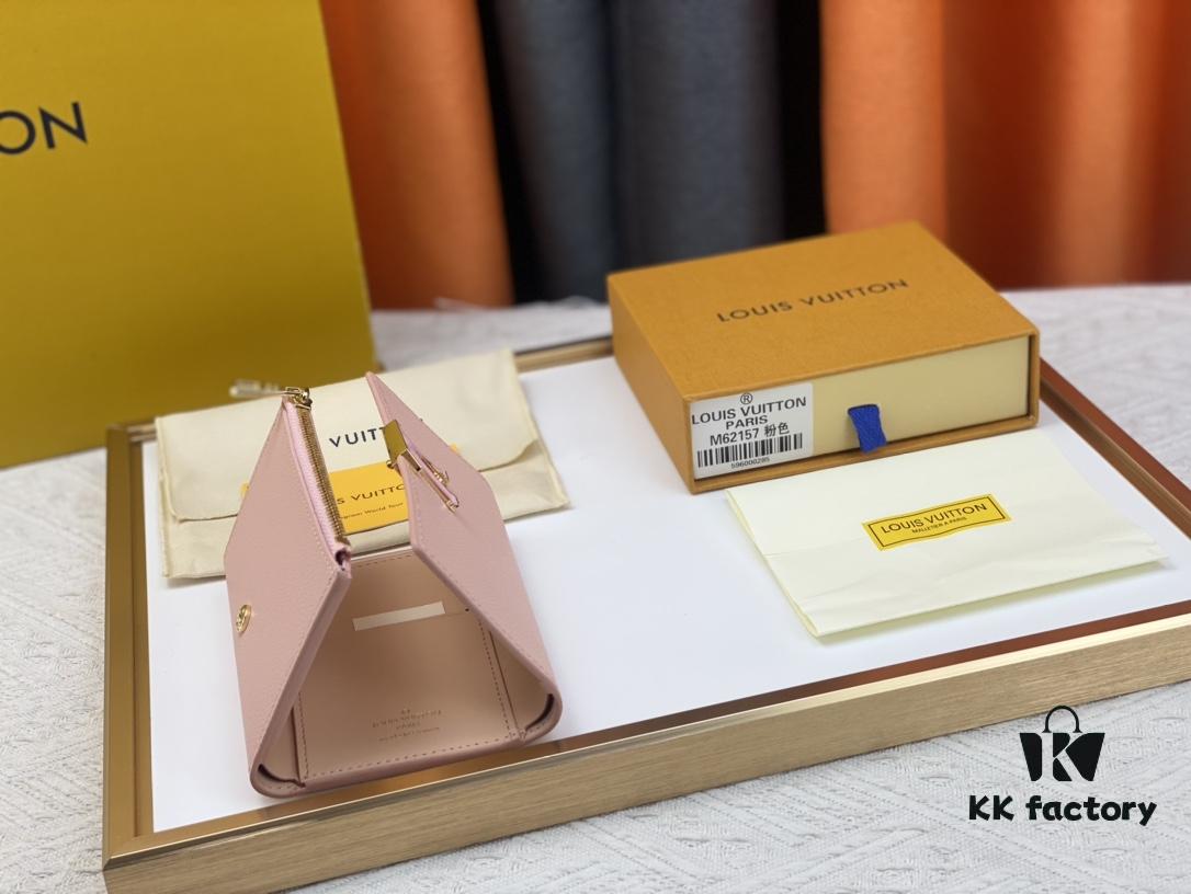 M62157/62158 Soft Leather Wallet Inspired by Iconic Design Lines