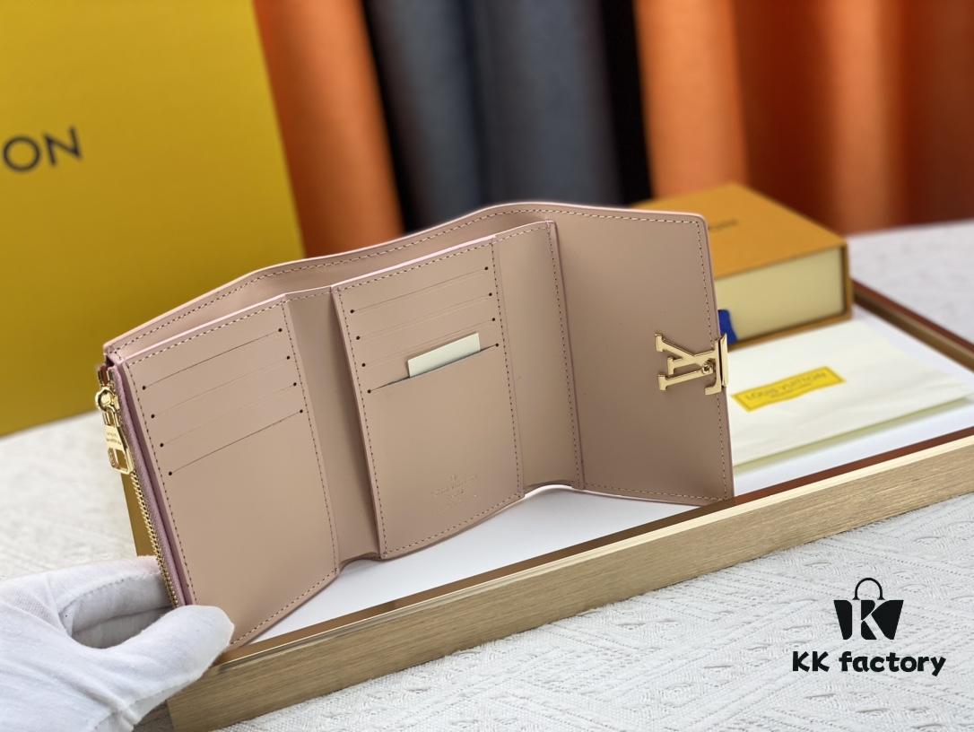 M62157/62158 Soft Leather Wallet Inspired by Iconic Design Lines