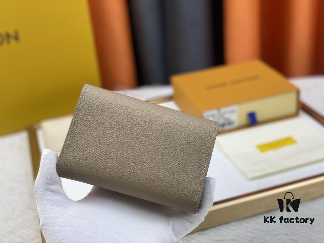 M62157/62158 Soft Leather Wallet with LV Logo Wrap, Inspired by Iconic Design Lines