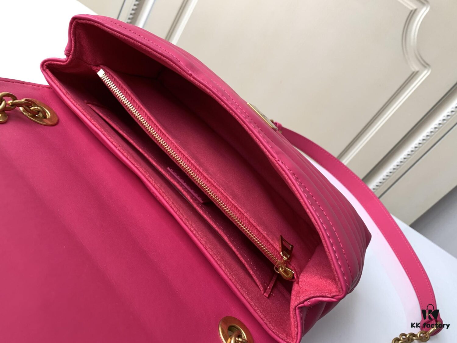 Haiyuan Original M58553 Rose Red LV New Wave Chain Bag with V-Shaped Quilting
