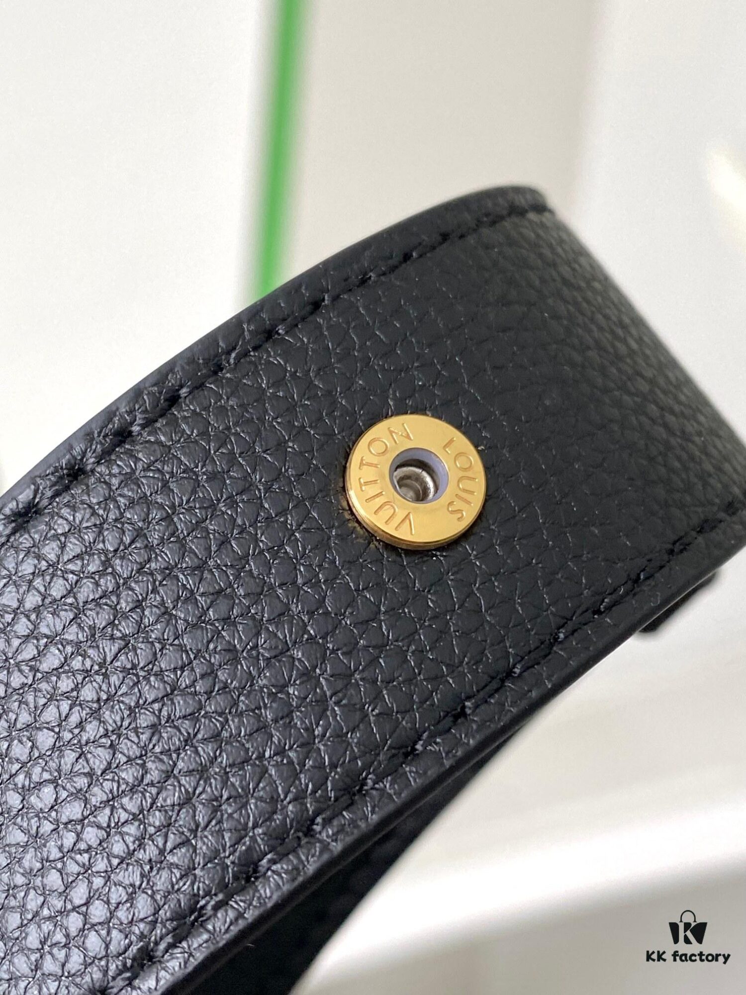 Lock and Walk Bucket Bag in Smooth Full-Grain Calfskin – M24006 Black, M24638 White, M24165 Brown